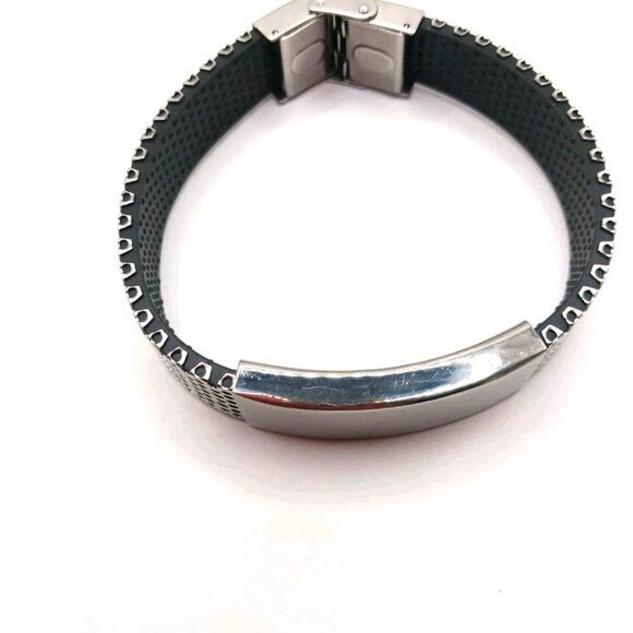Mens Stainless Steel Bracelet Silver Tone + Black 8.5 Inches New - Picture 2 of 9